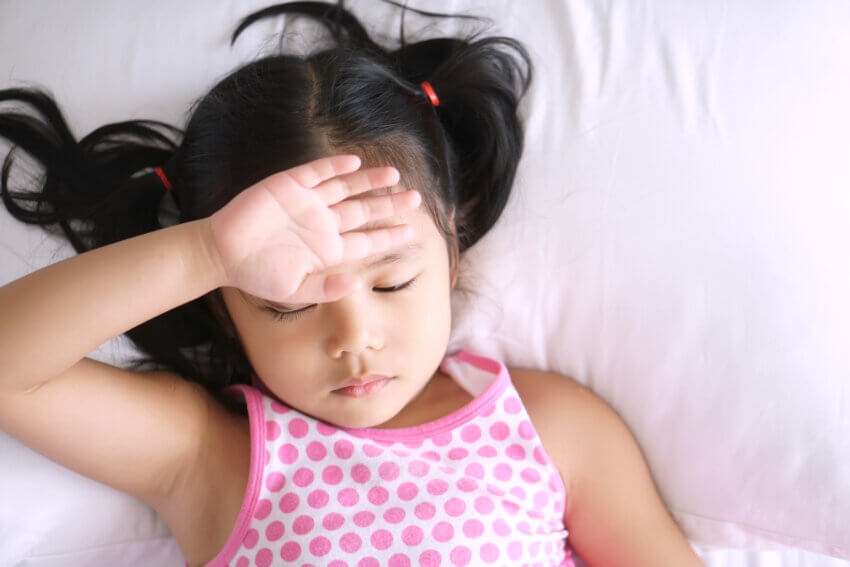 Kurzatmigkeit Kinder mit Müdigkeit oder Unwohlsein